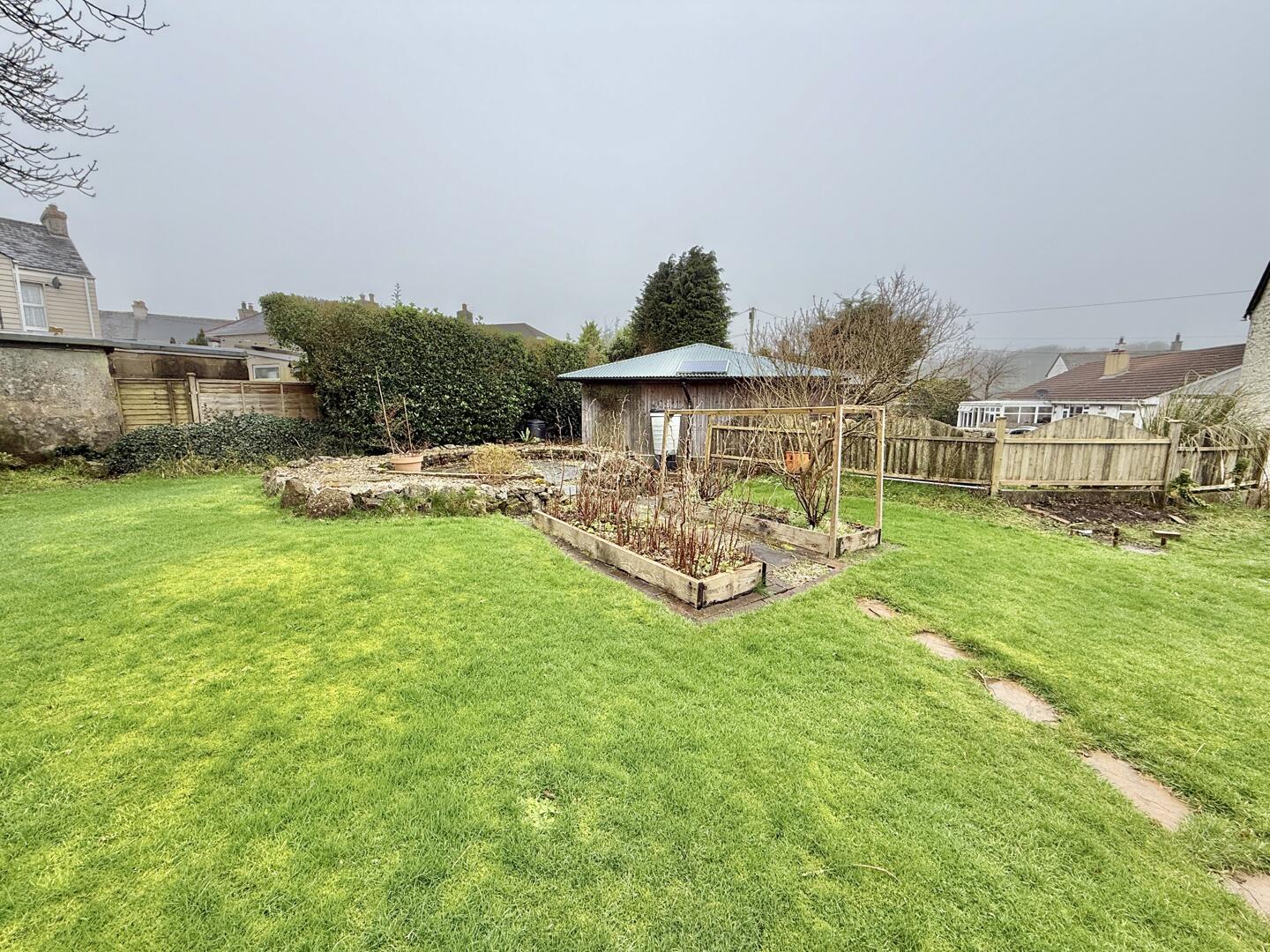 3 bed property in Pink Moors, Redruth